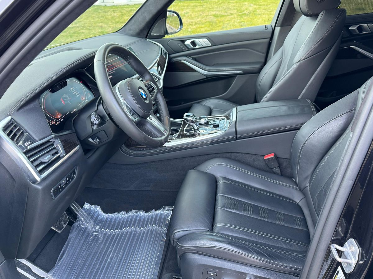 BMW X7 - фото 8