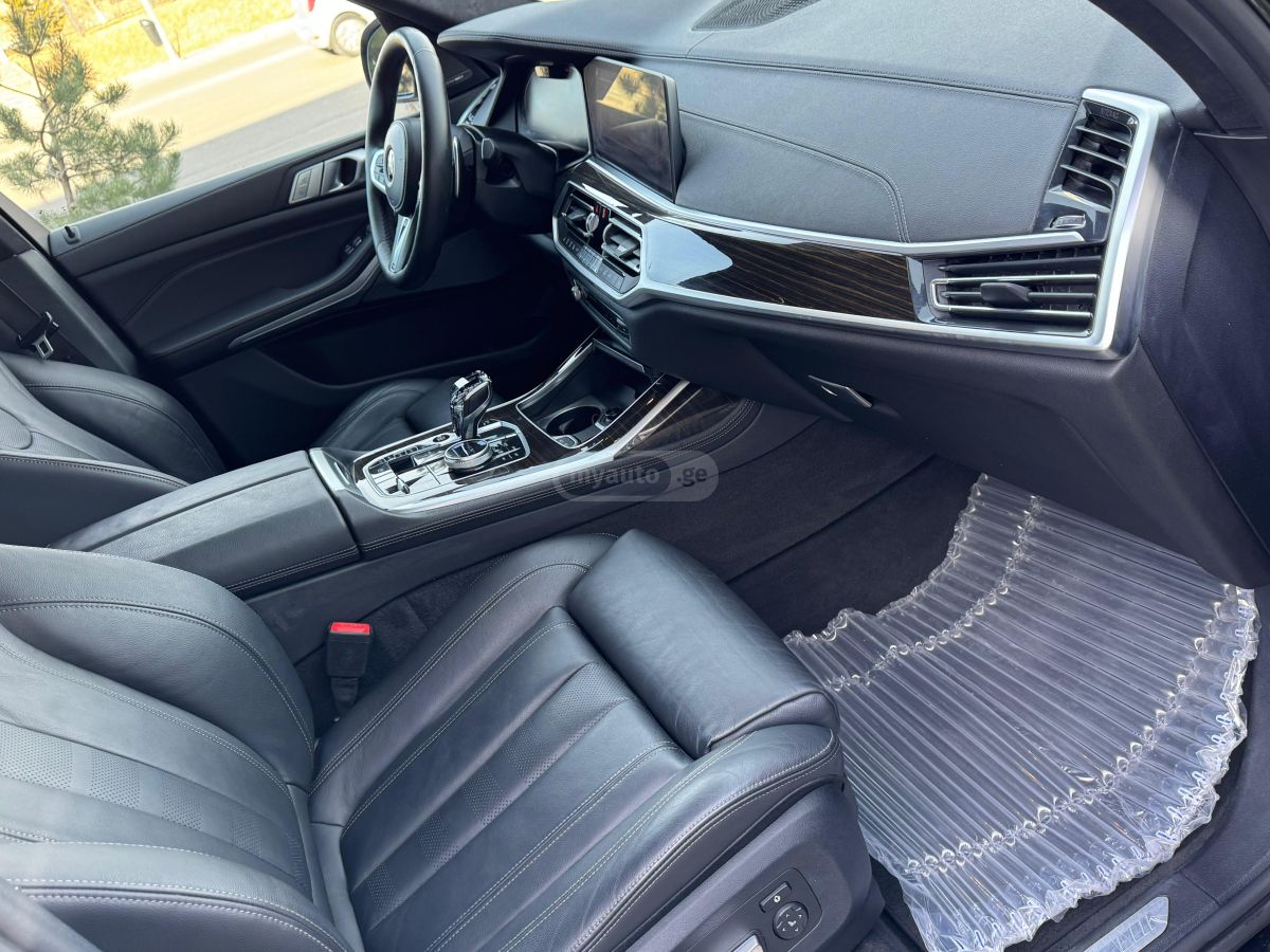 BMW X7 - фото 9