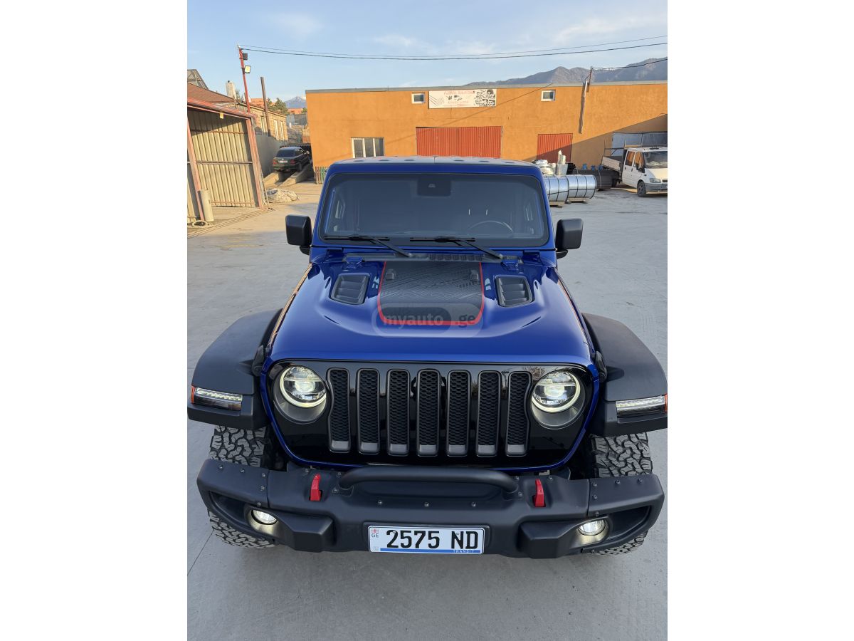 Jeep Wrangler - фото 1