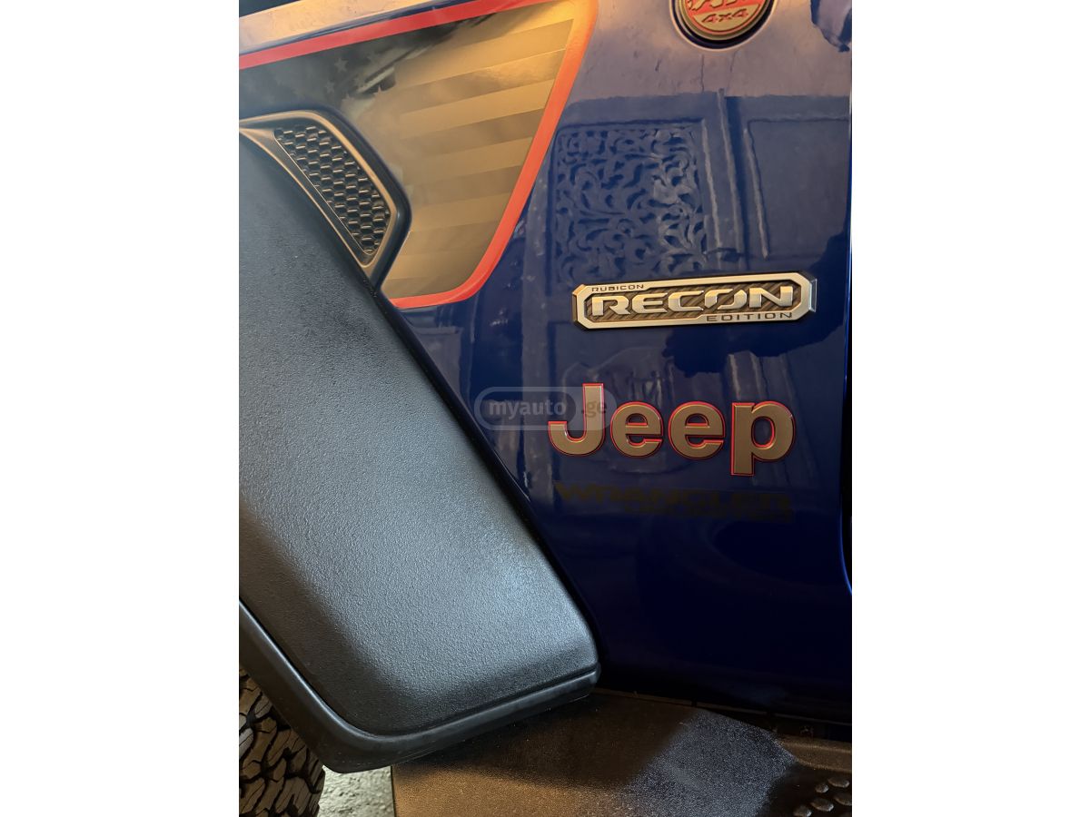 Jeep Wrangler - фото 10