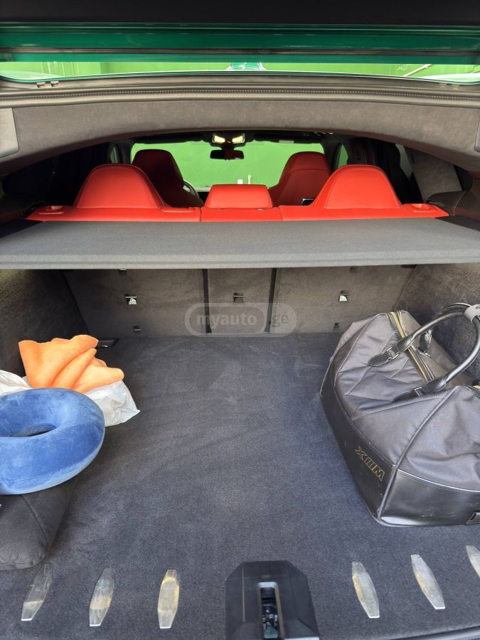 BMW Base 4dr All-Wheel Drive Sport — миниатюра 10