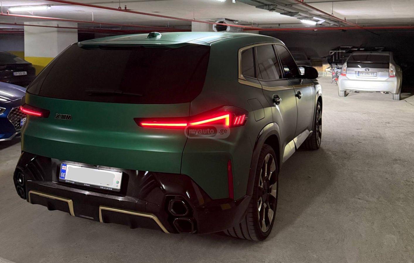 BMW Base 4dr All-Wheel Drive Sport — миниатюра 6