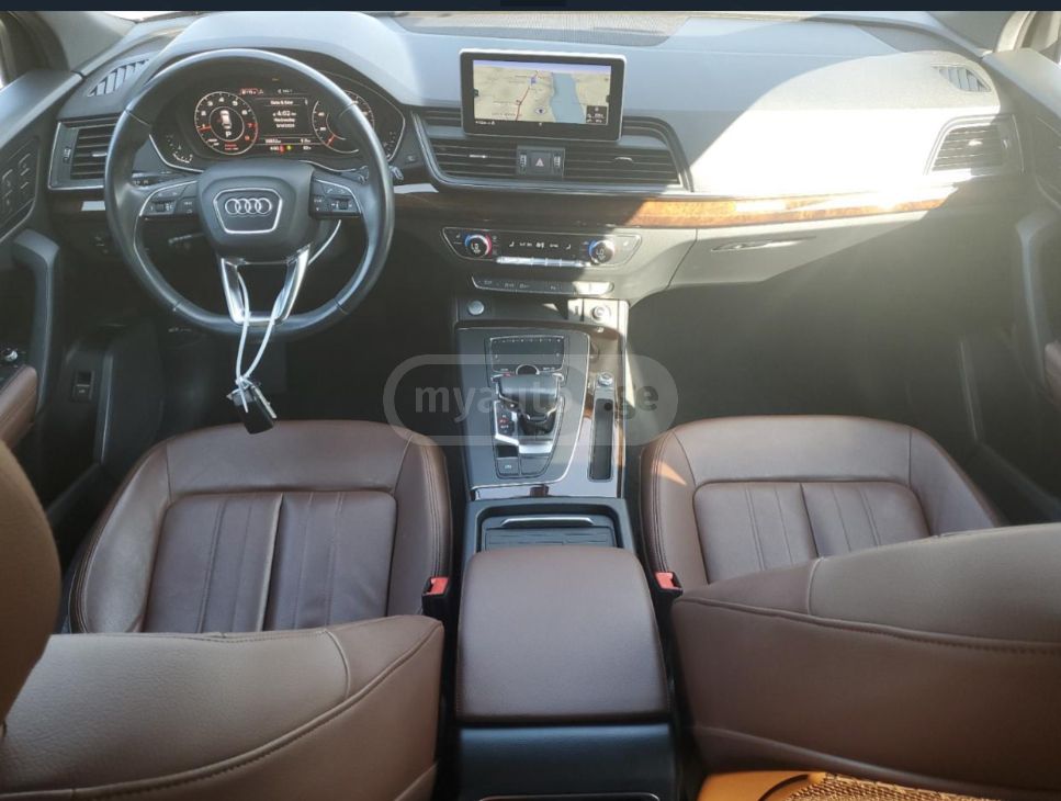 Audi Q5 - фото 3