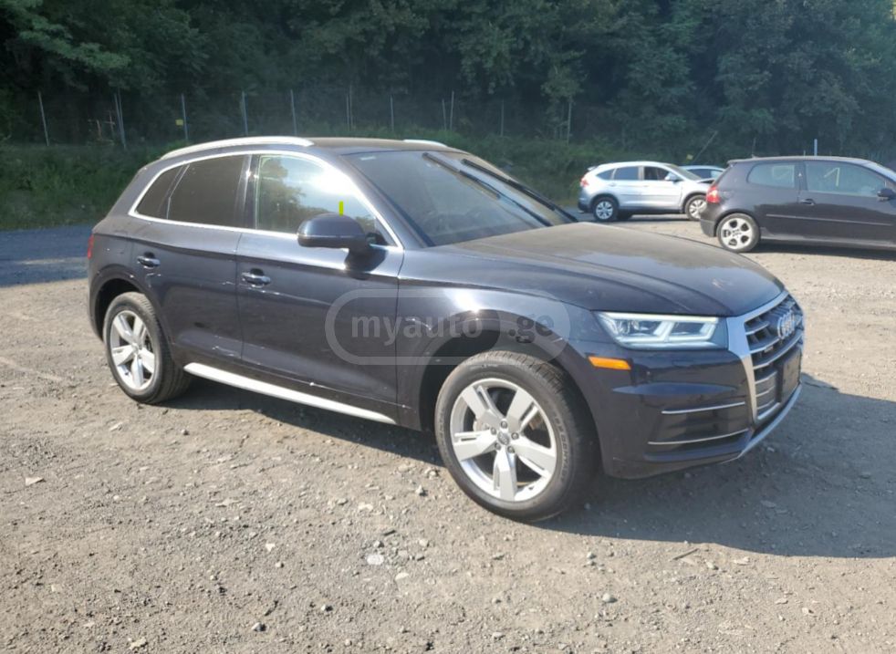 Audi Q5 - фото 4