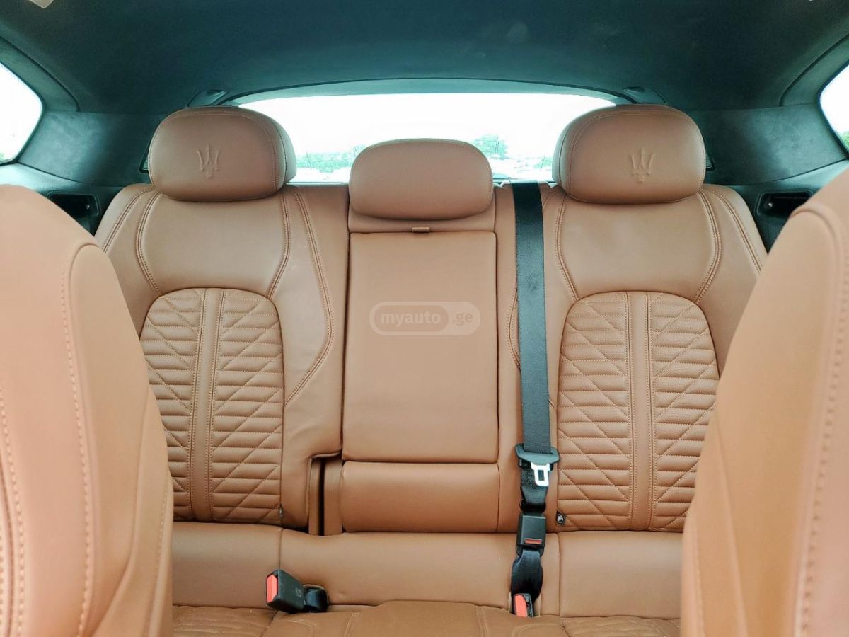 Maserati Levante 2022 — миниатюра 9