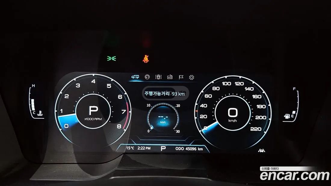 Ssangyong Tivoli - фото 8