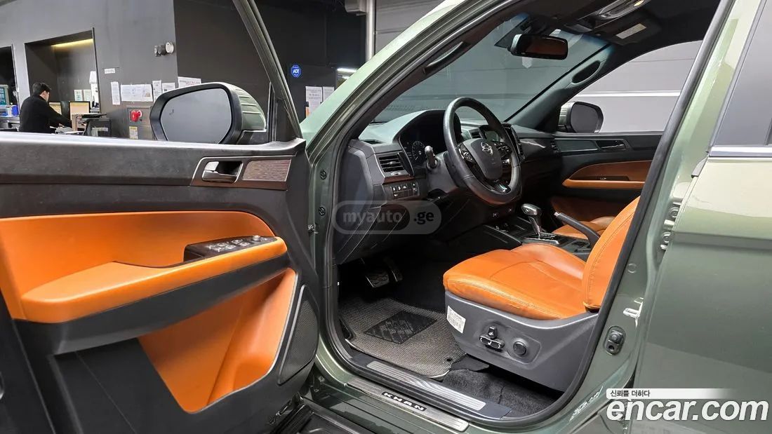 Ssangyong Rexton - фото 11