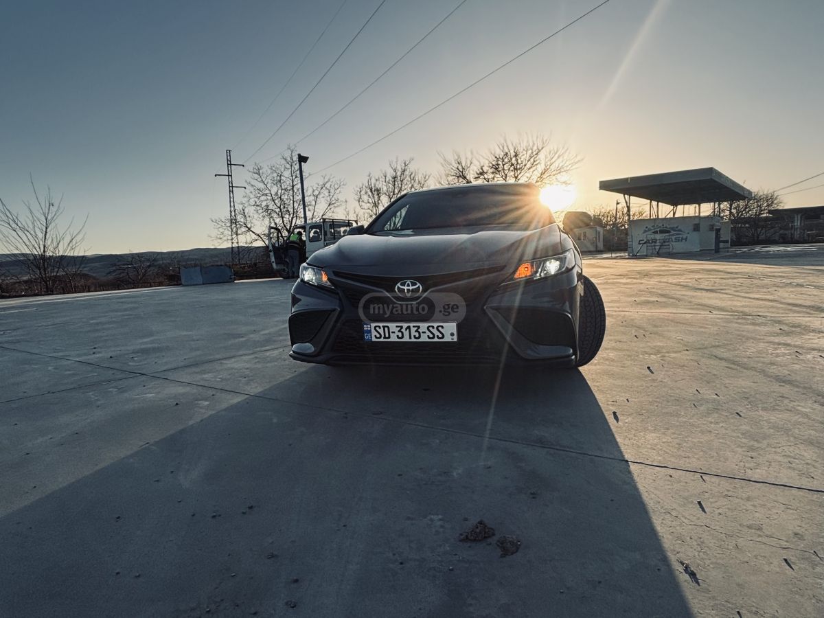 Toyota Camry - фото 11