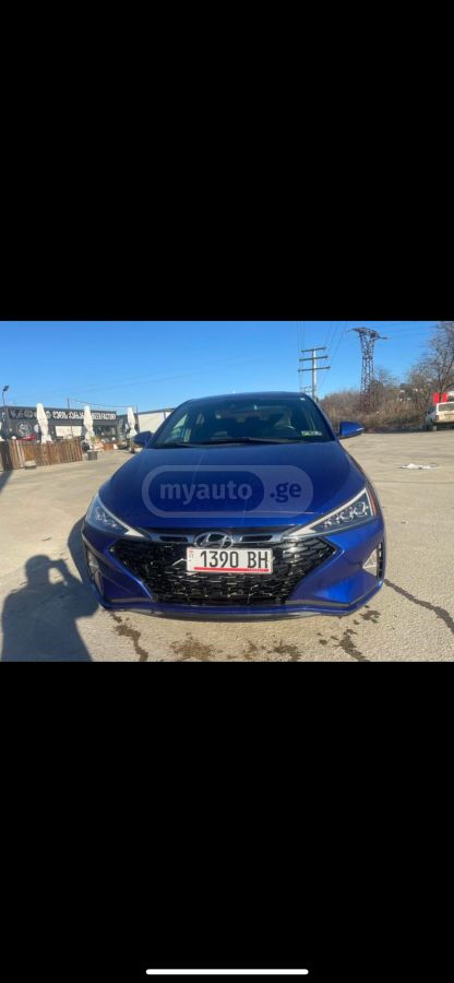 Hyundai Sport 4dr Sedan Automatic — миниатюра 1