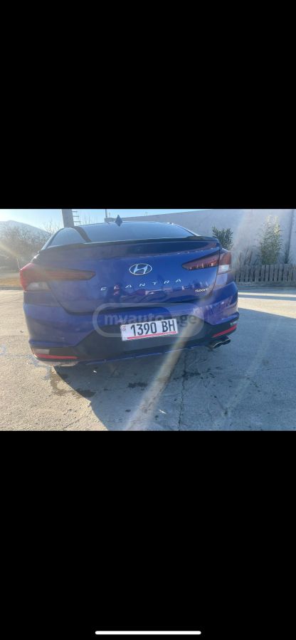 Hyundai Sport 4dr Sedan Automatic — миниатюра 5