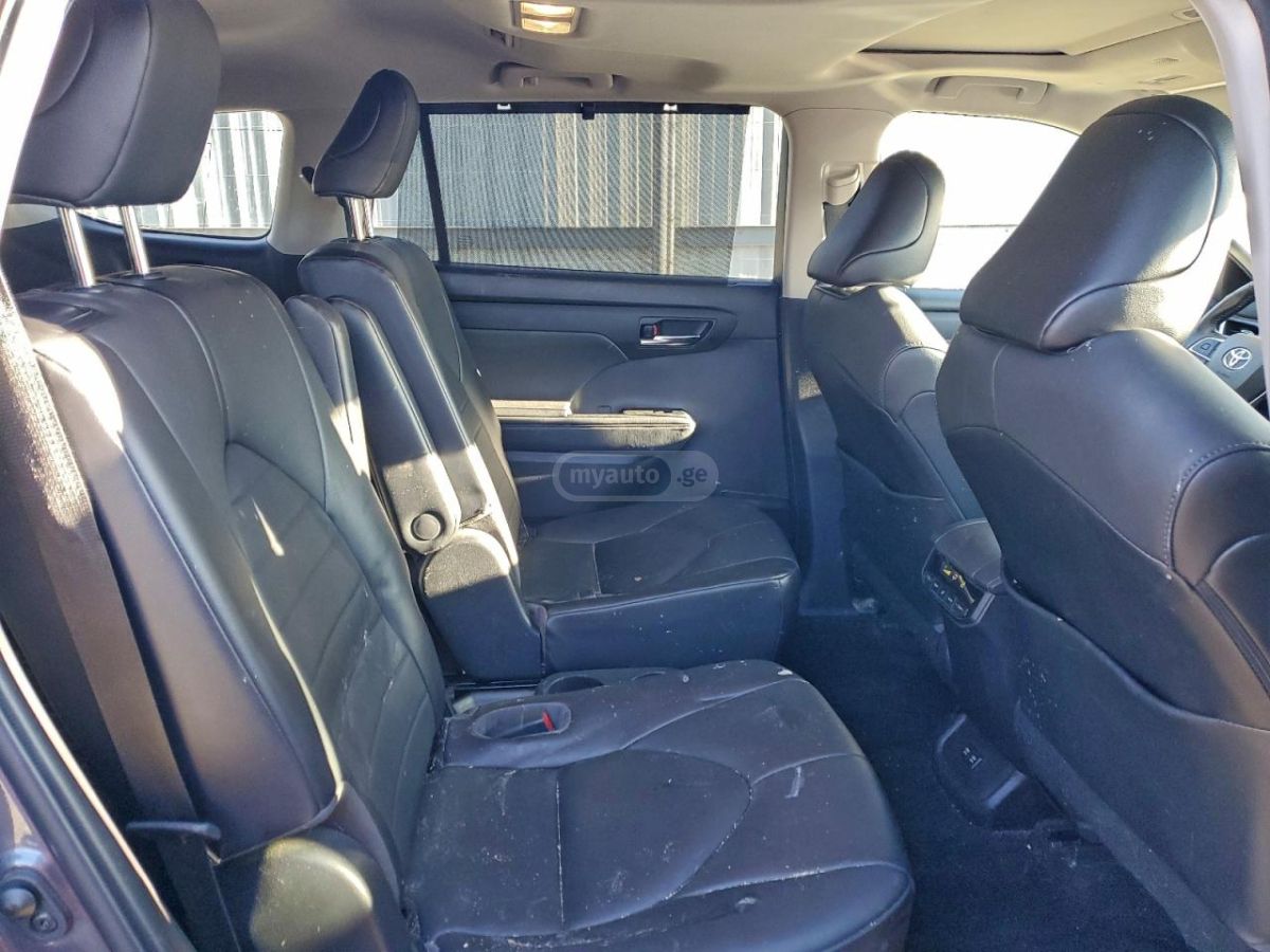Toyota Highlander - фото 7