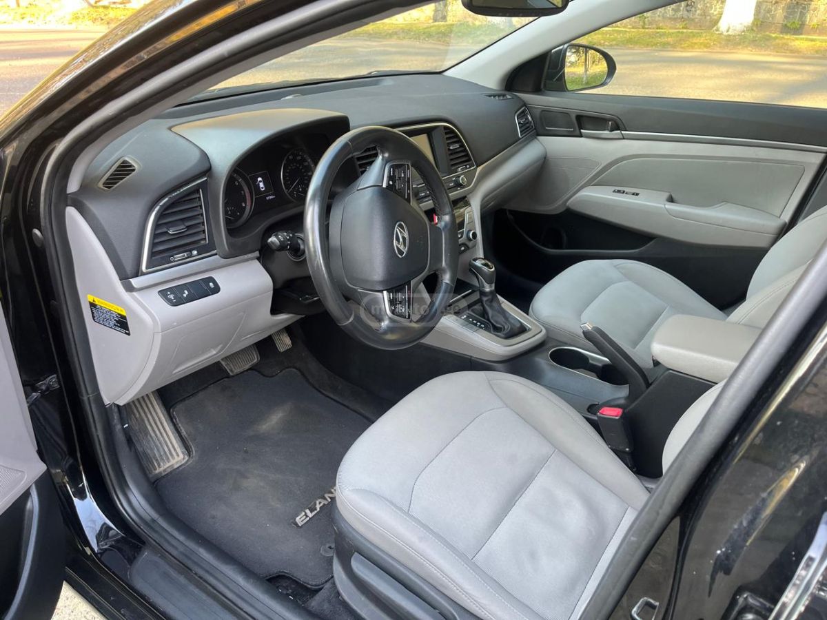 Hyundai Elantra - фото 5