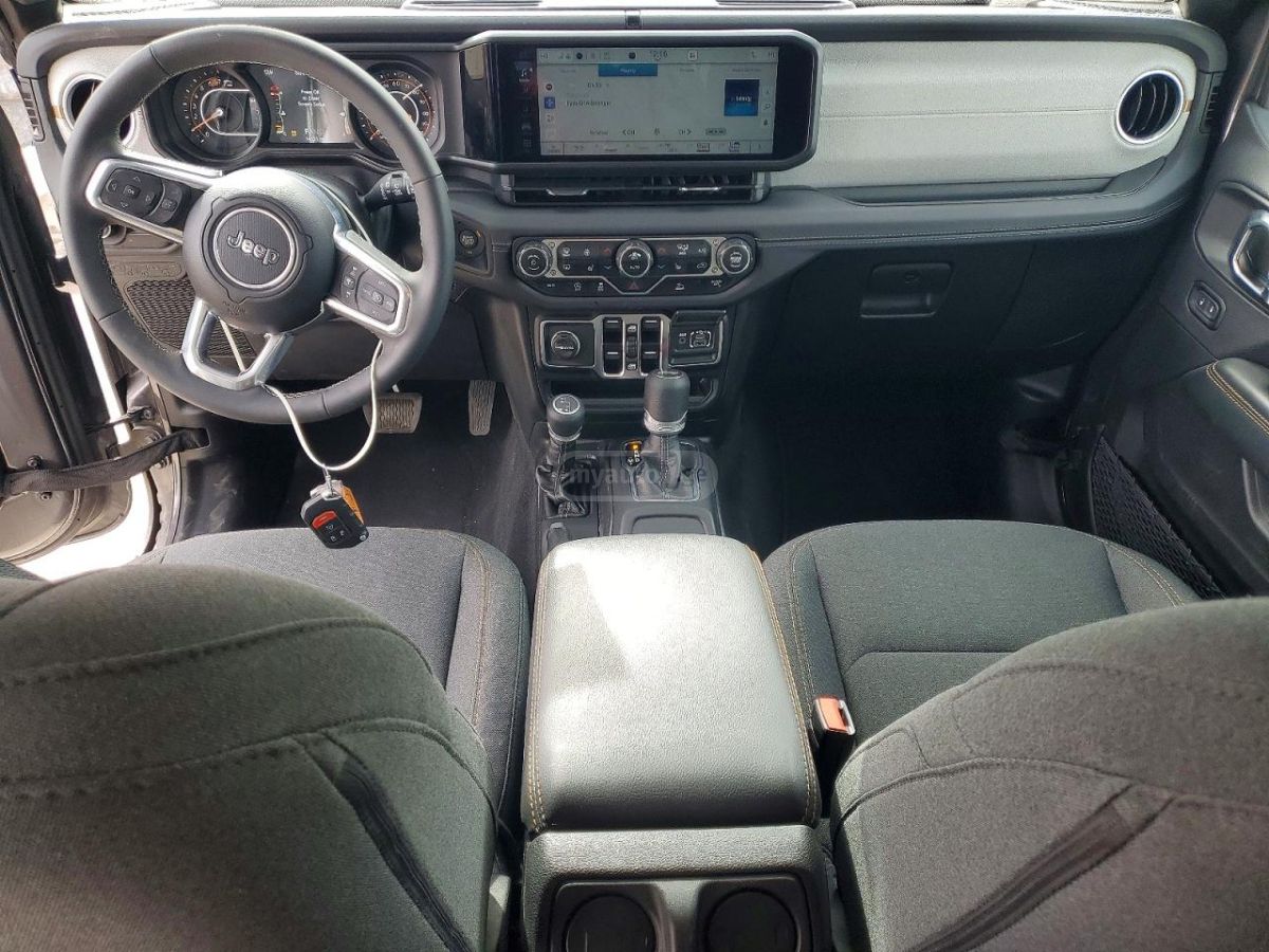 Jeep Wrangler 2025 — миниатюра 8