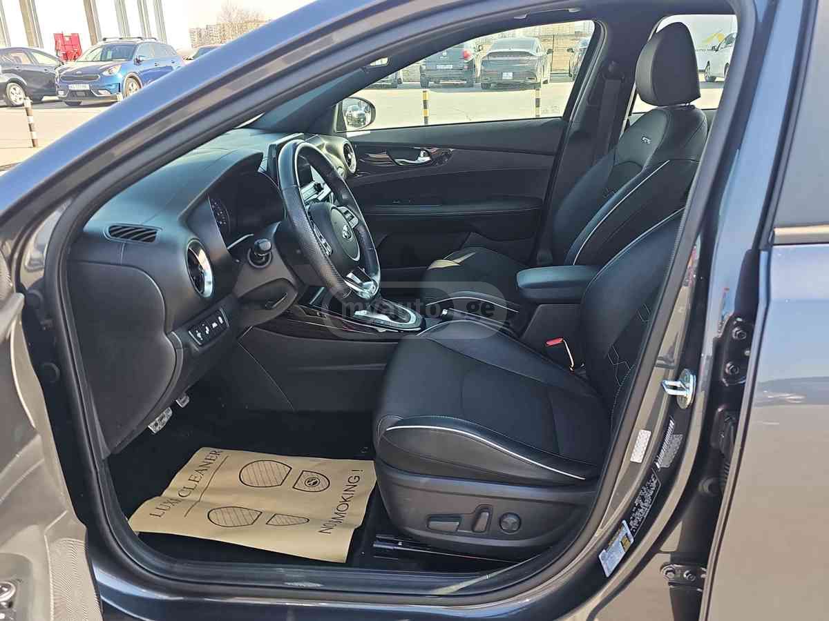 Kia Kia Forte — миниатюра 9