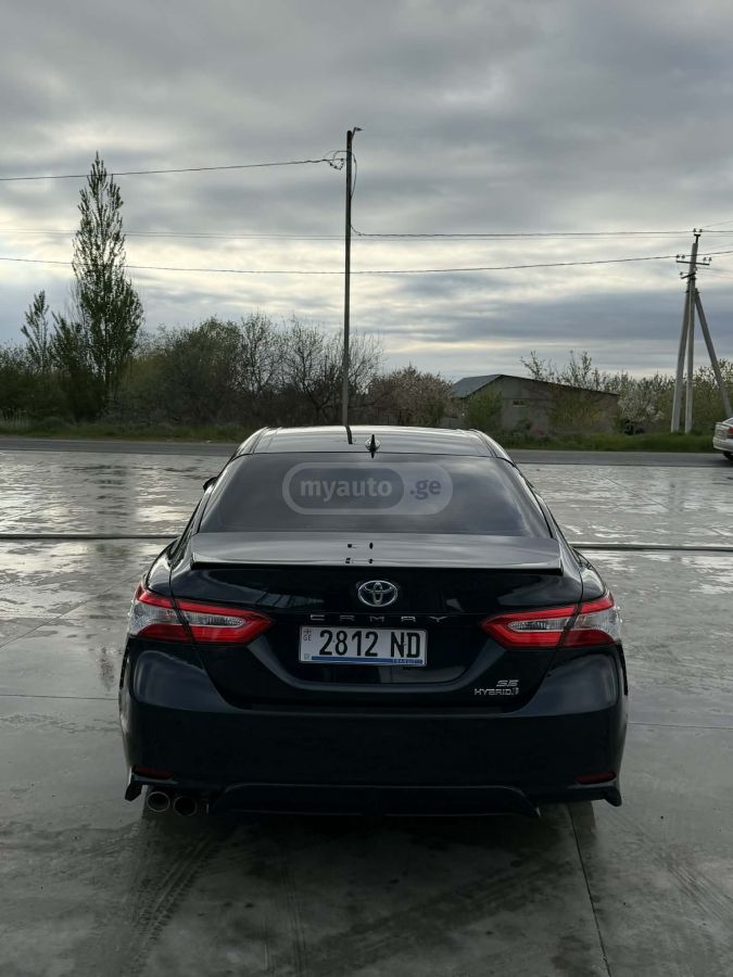 Toyota Camry - фото 4