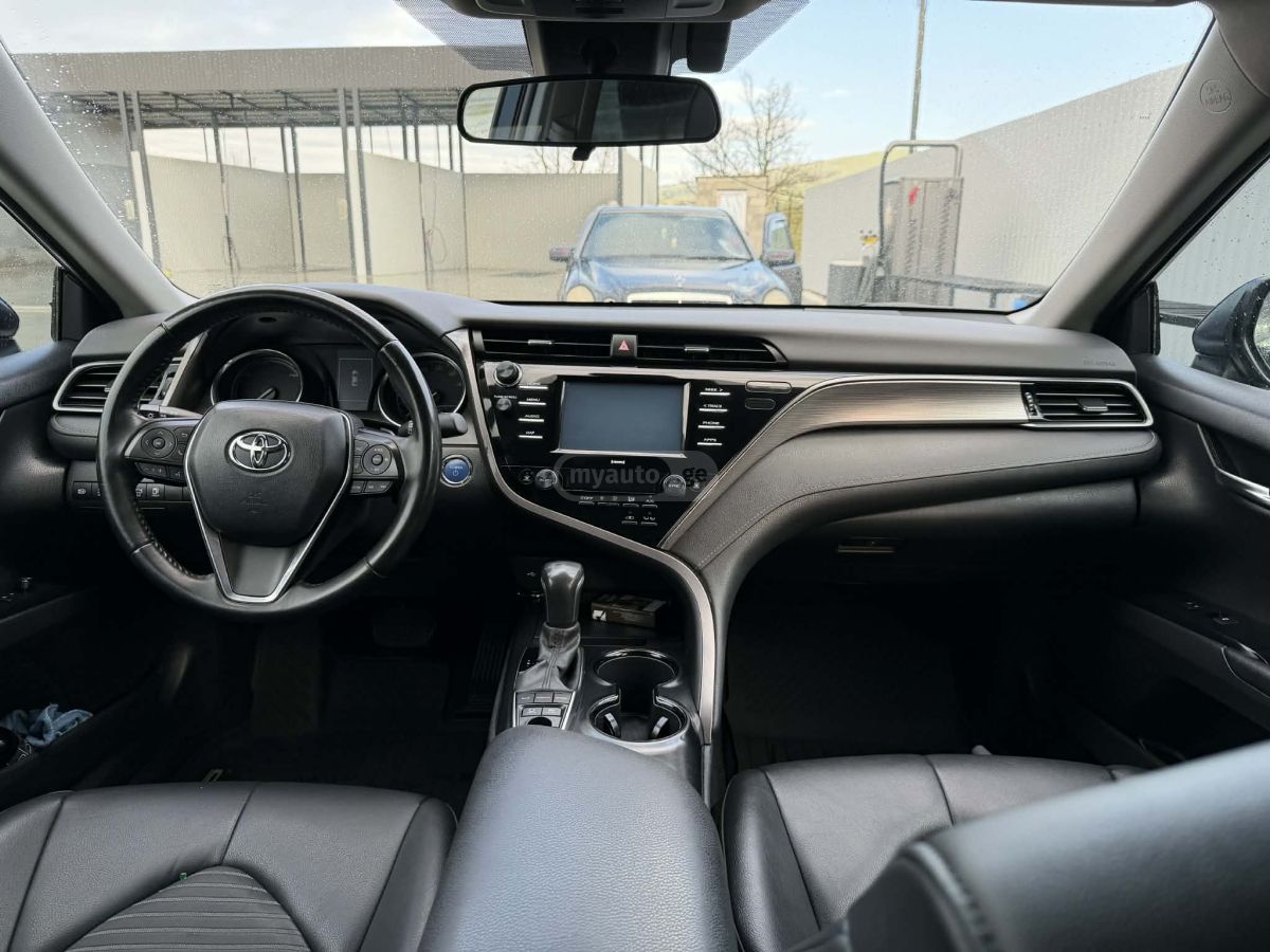 Toyota Camry - фото 7