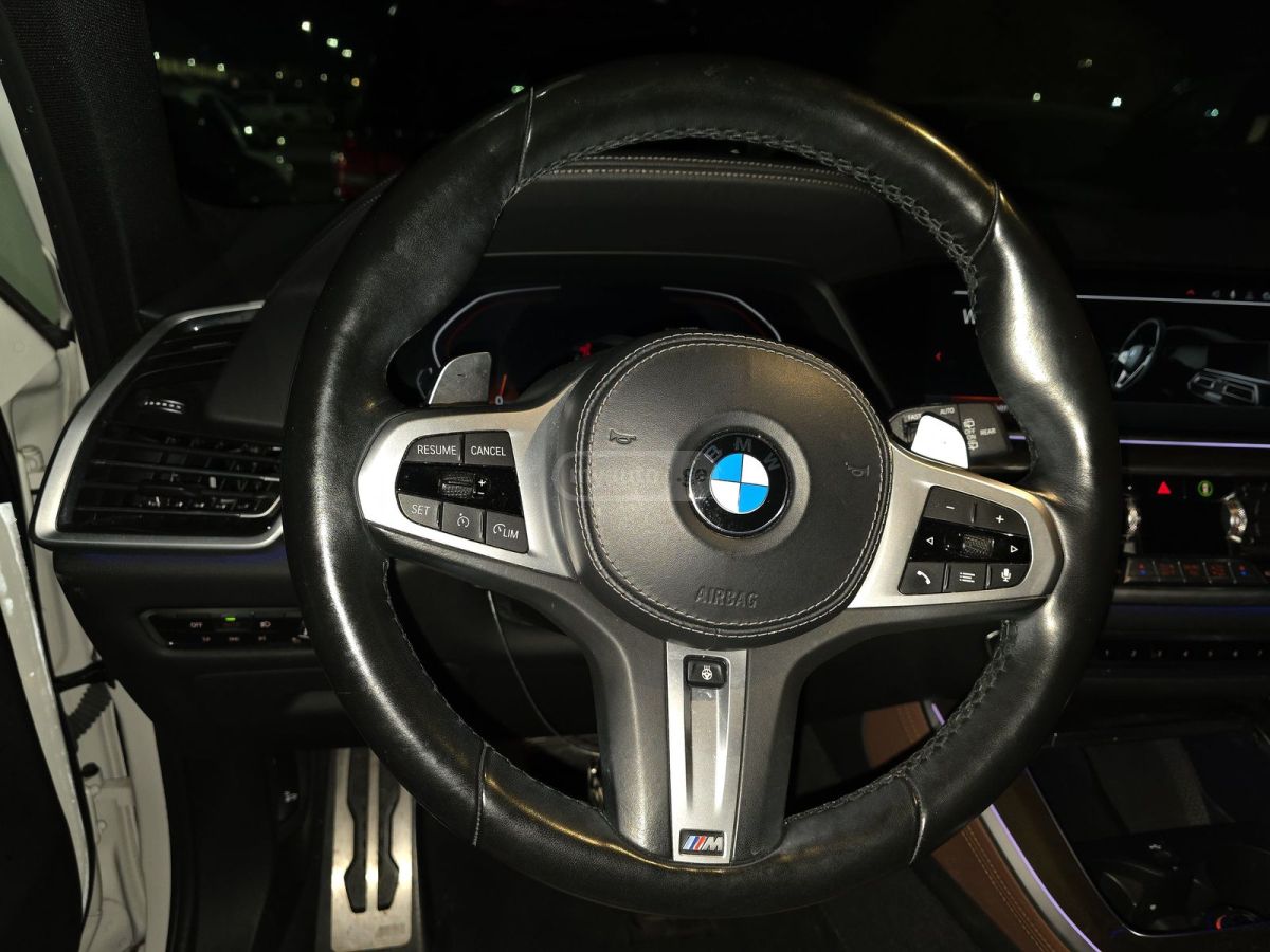 BMW X5 - фото 12