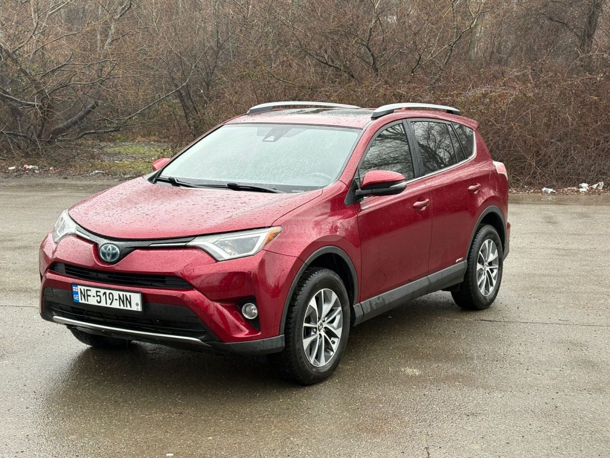 Toyota RAV 4 - фото 1