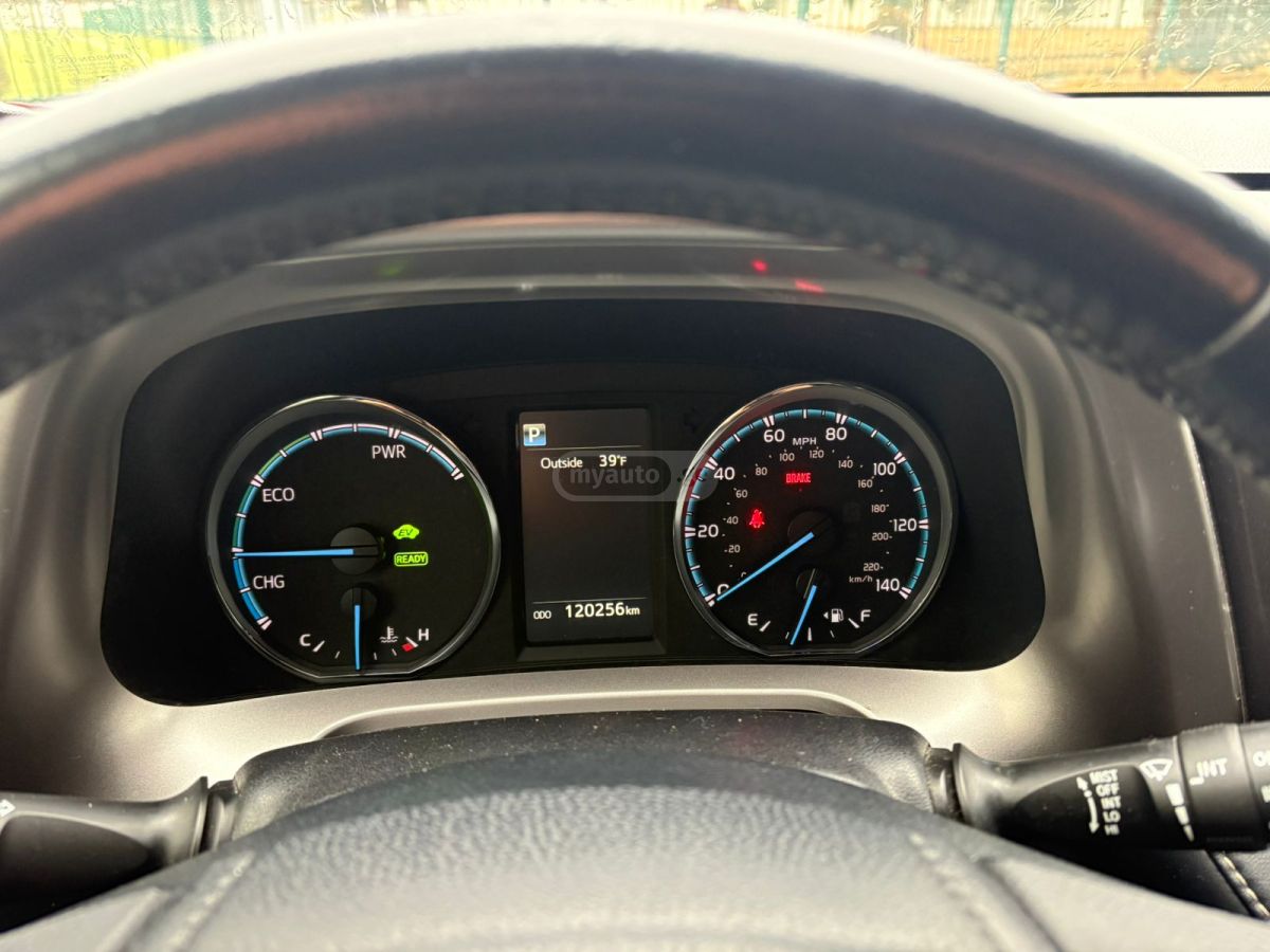 Toyota RAV 4 - фото 9