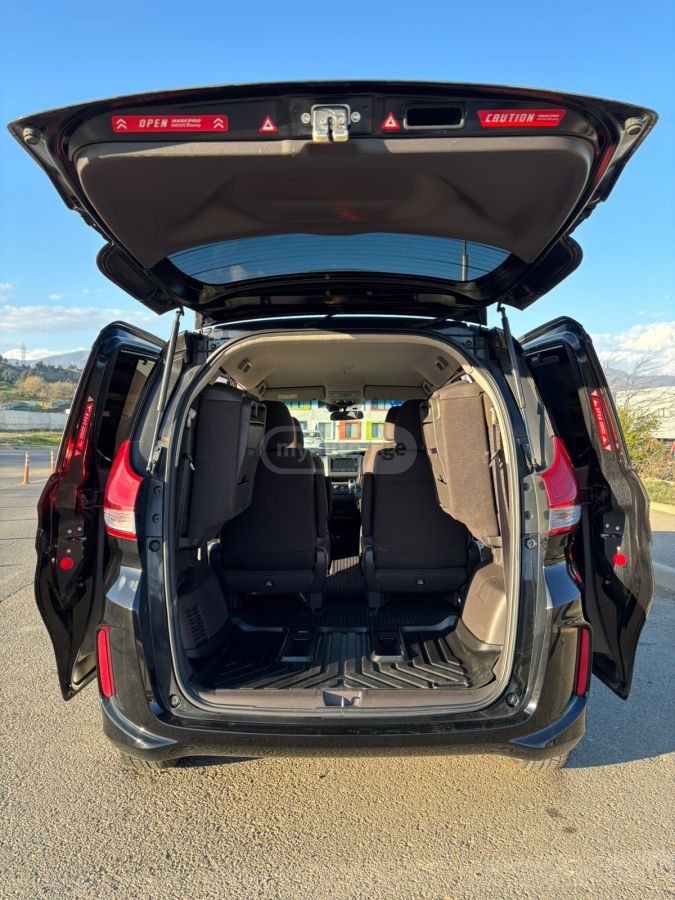 Honda Freed - фото 6