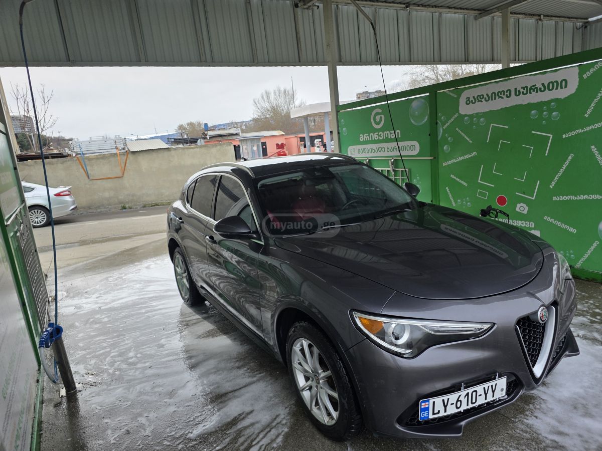 Alfa Romeo Stelvio - фото 4