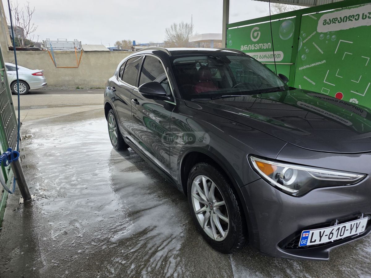 Alfa Romeo Stelvio - фото 5