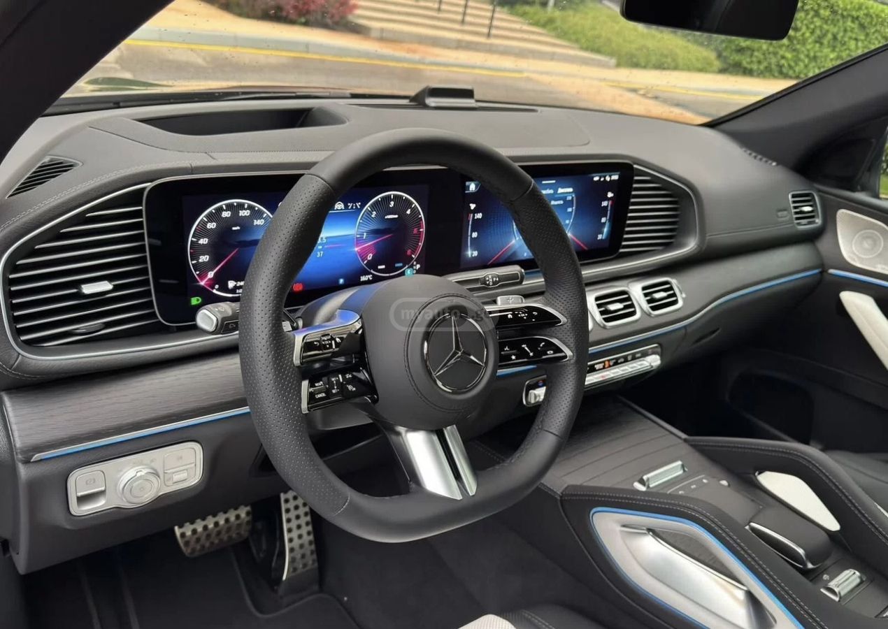 Mercedes-Benz FOR RENT — миниатюра 3