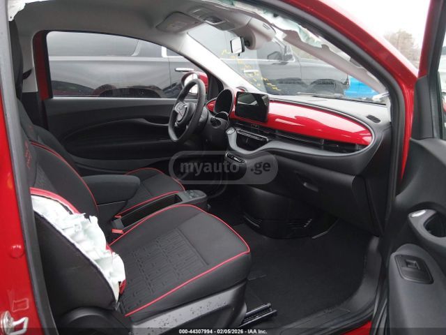 Fiat 500e 2024 — миниатюра 6