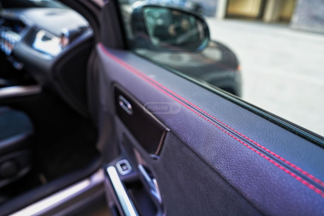 Mercedes-Benz  — миниатюра 10