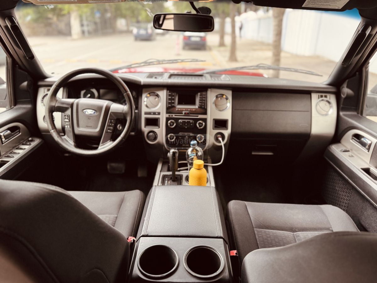 Ford Expedition - фото 7