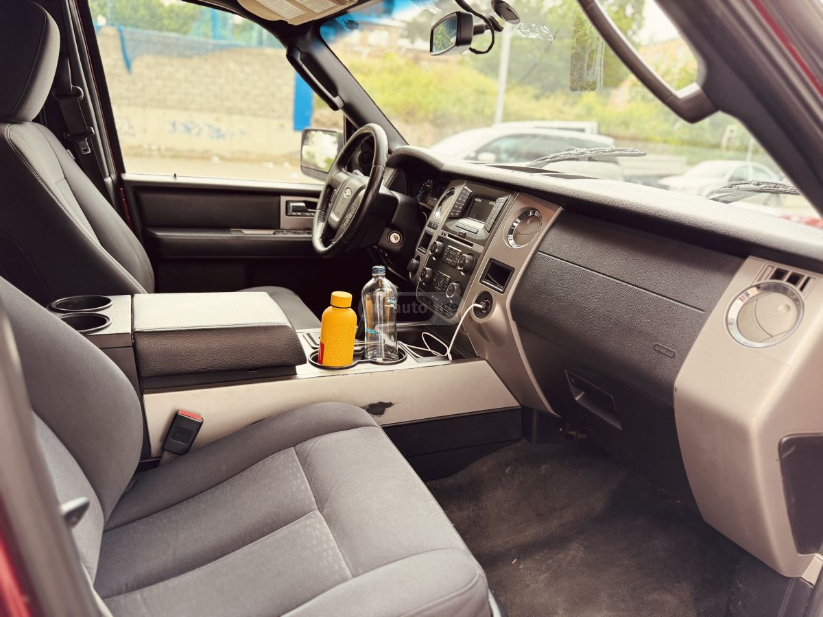 Ford Expedition - фото 9