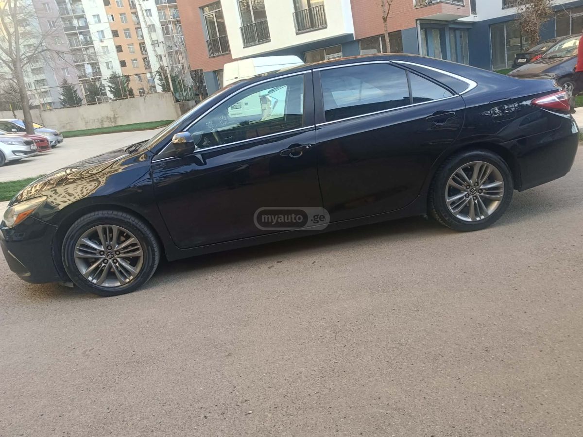 Toyota Camry - фото 6