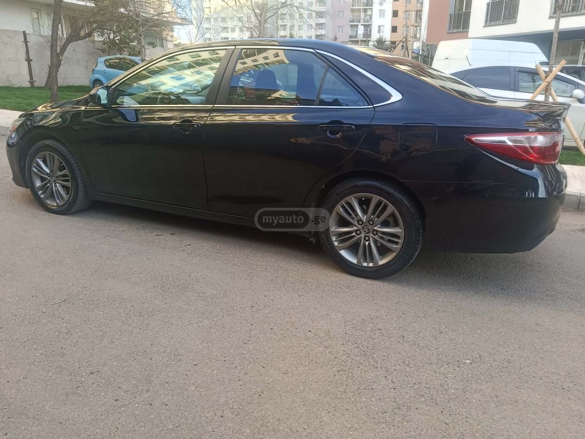 Toyota Camry - фото 7