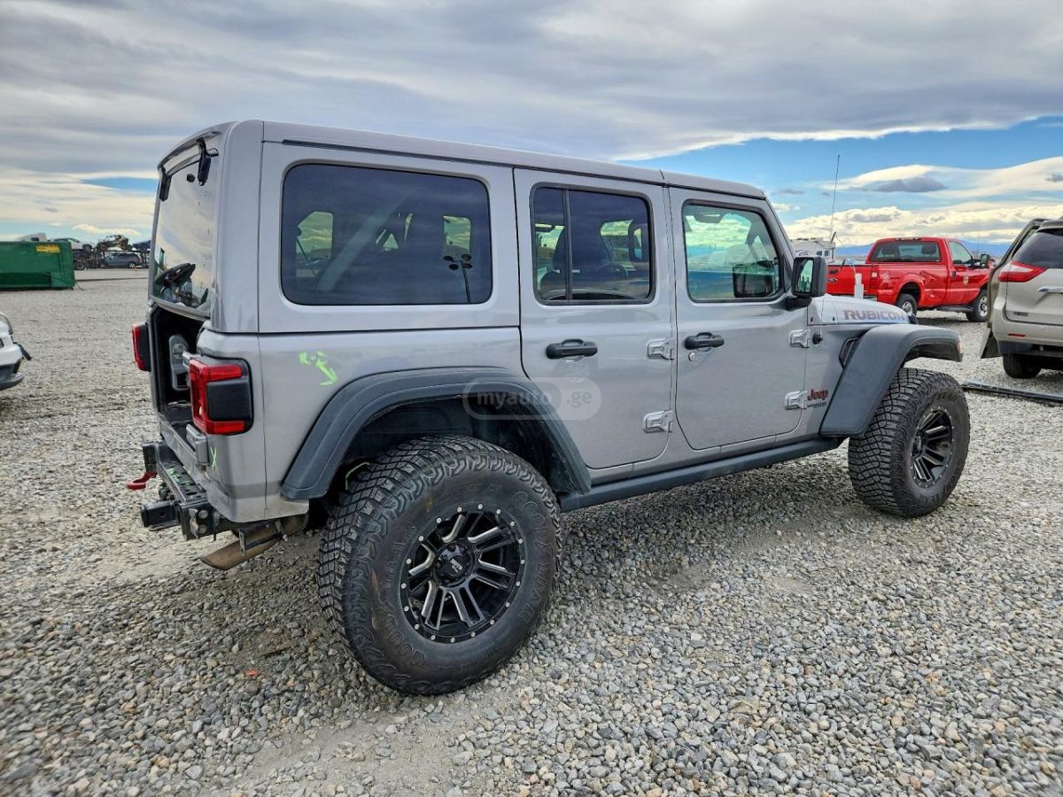 Jeep Wrangler - фото 3