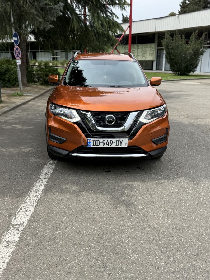 Nissan Rogue - фото 1