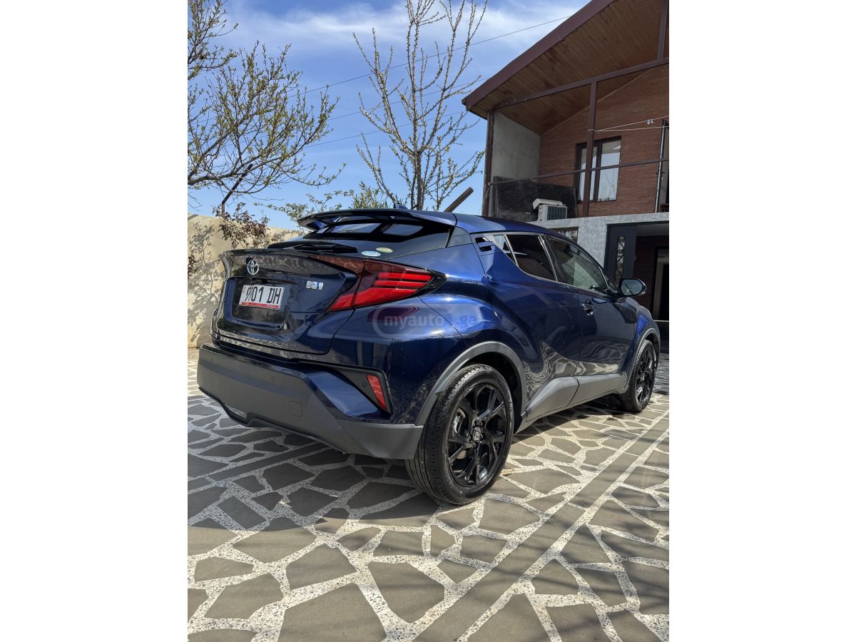 Toyota CHR - фото 4