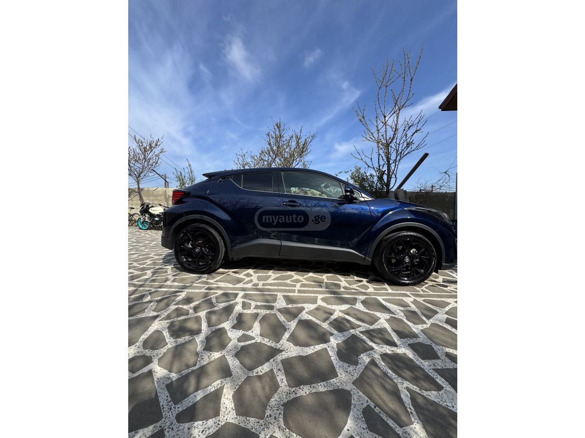 Toyota CHR - фото 7