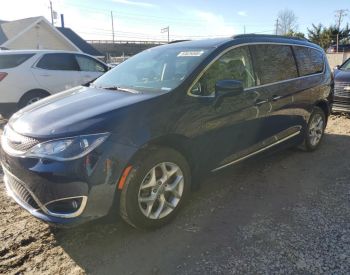 Chrysler Pacifica