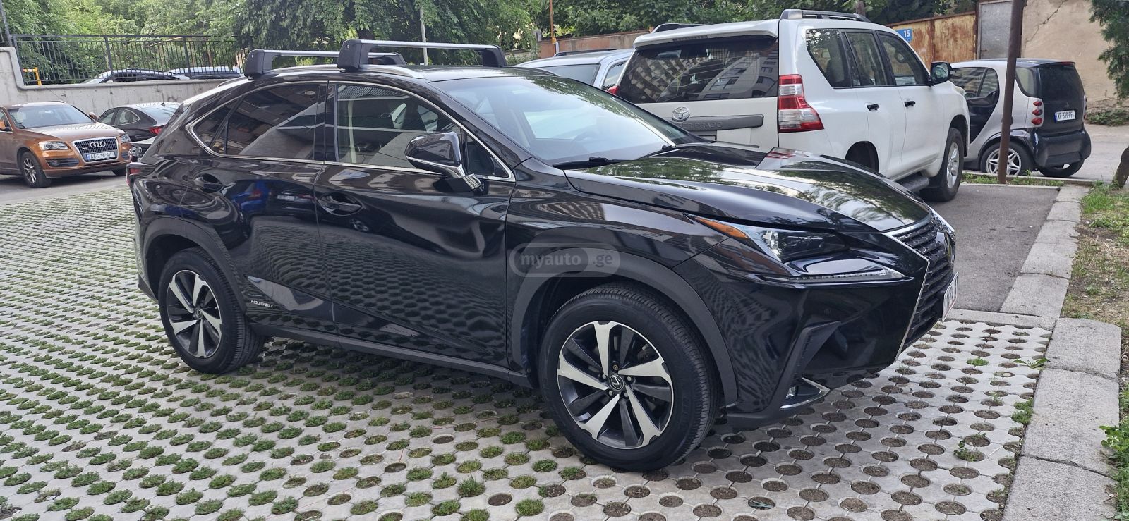 Lexus NX 300 - фото 2