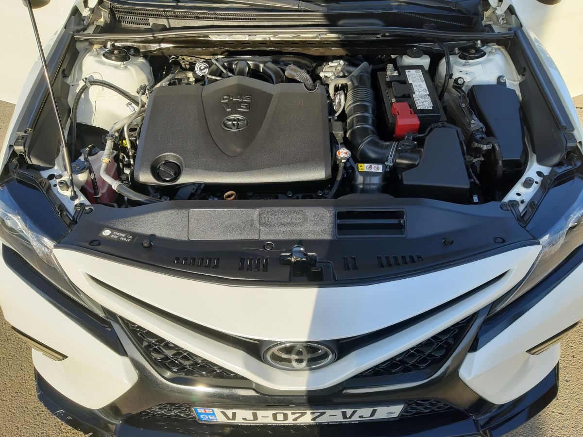 Toyota Camry - фото 13