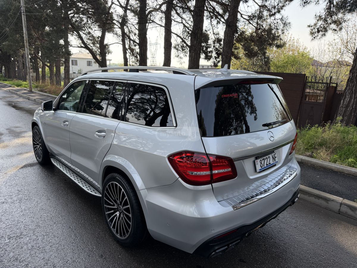 Mercedes-Benz GLS 450 - фото 2