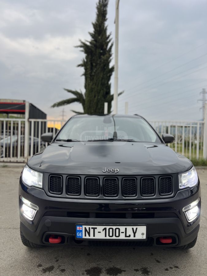 Jeep Compass - фото 15