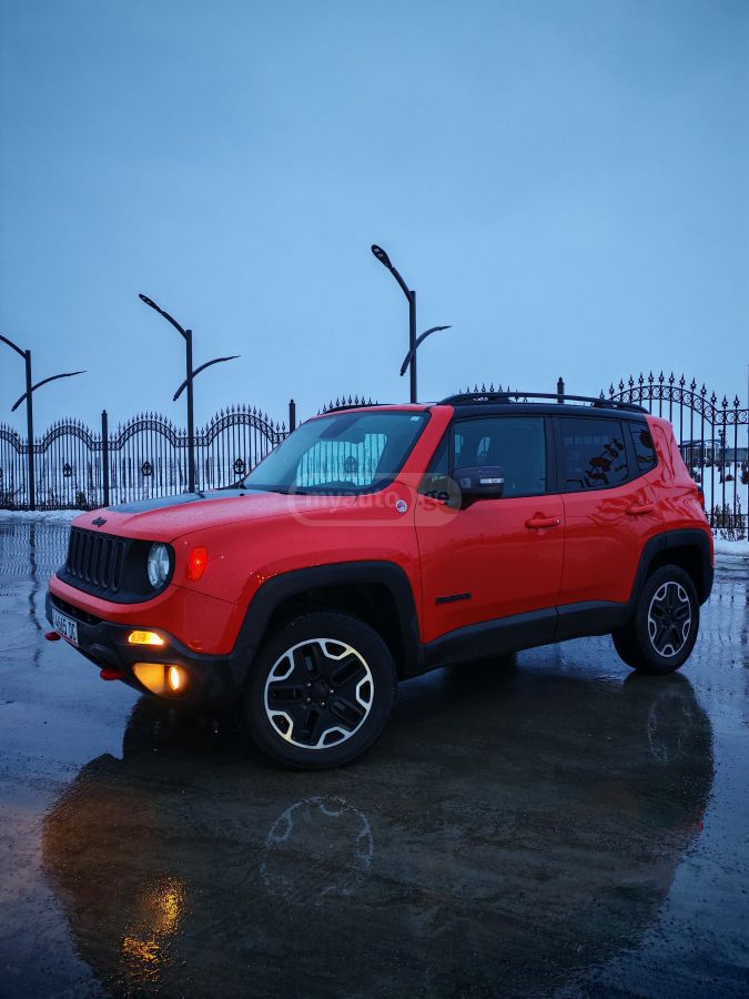 Jeep Renegade - фото 4
