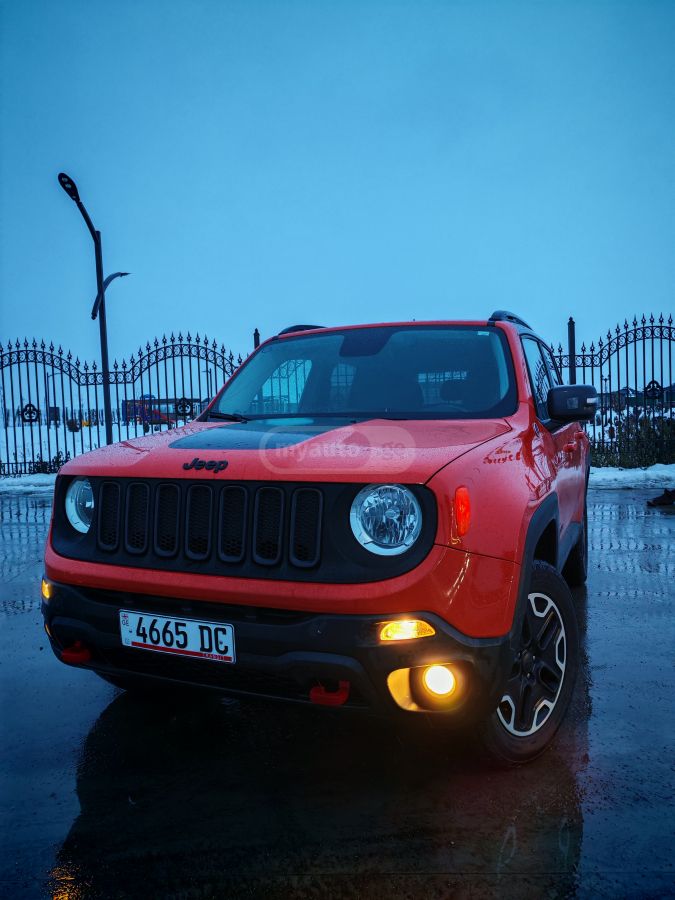 Jeep Renegade - фото 5