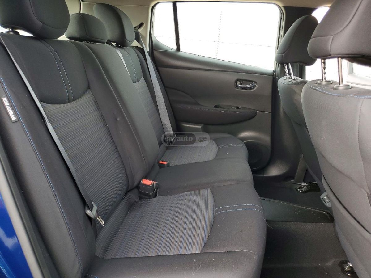 Nissan Leaf - фото 10