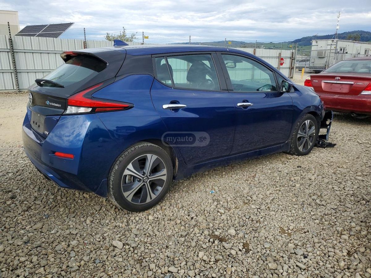 Nissan Leaf - фото 3