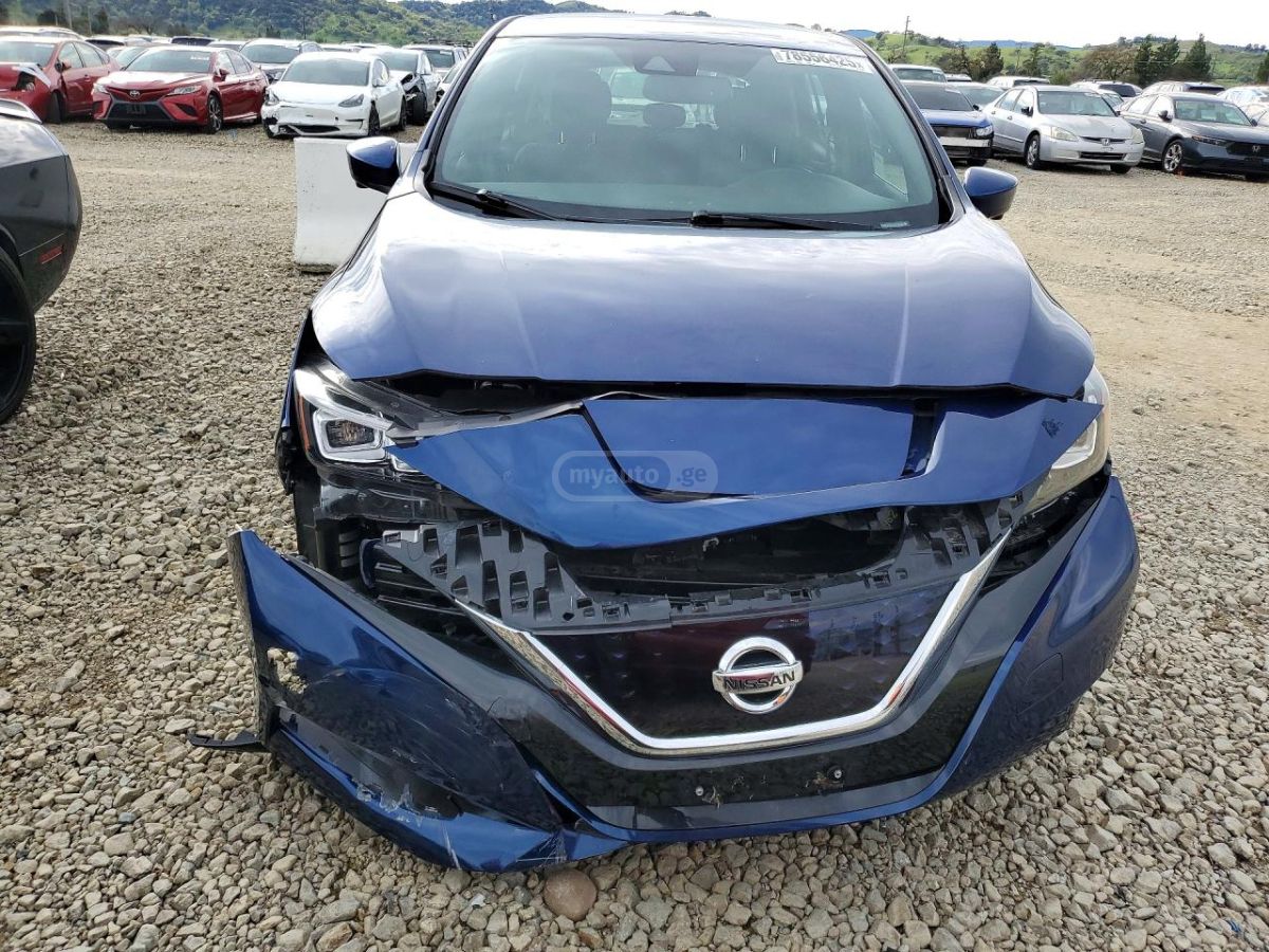 Nissan Leaf - фото 5