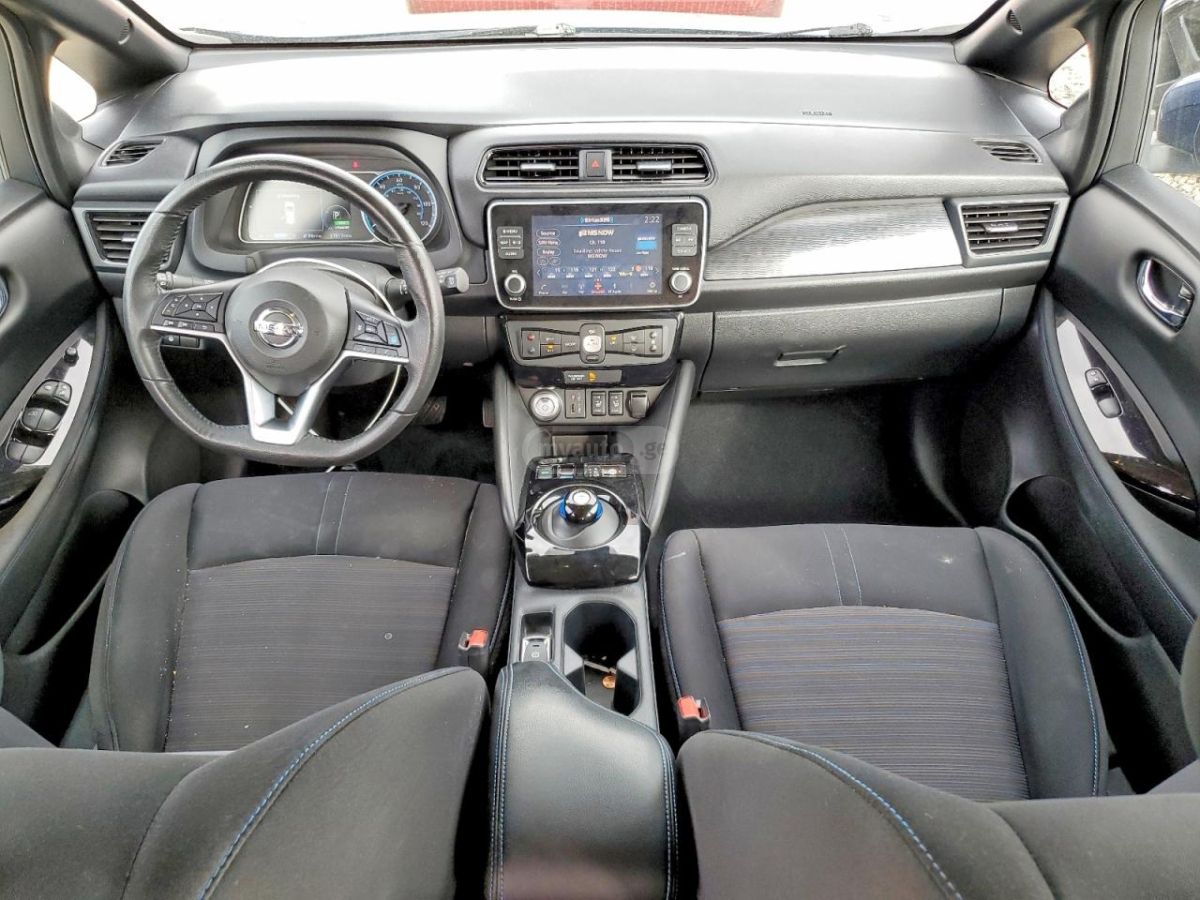 Nissan Leaf - фото 8