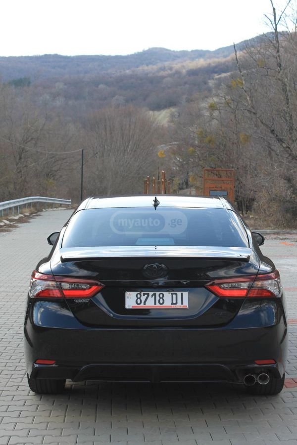 Toyota Camry - фото 9