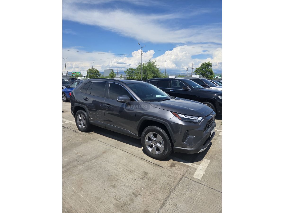 Toyota Rav 4 - фото 2